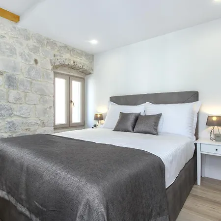 Stone House *